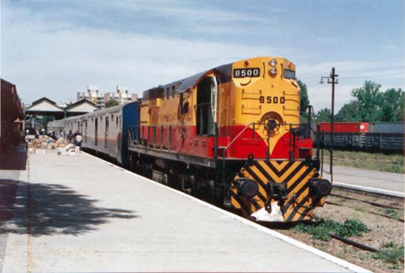https://www.rieles.com/front/wp-content/uploads/Ferrocarriles_Argentinos_-_El_Aconcagua-696x470.jpg