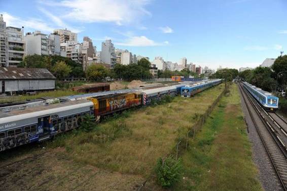 Colegiales: avanza el proyecto para hacer edificios en terrenos del tren y los vecinos piden espacios verdes