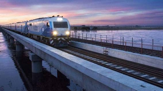 El nuevo puente sobre el río Salado