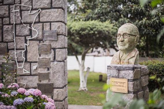 Busto de Maury en Campo Quijano. Foto: Sebastián Pani