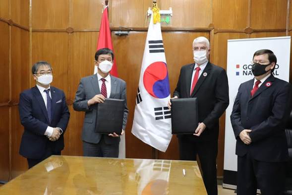 Representantes de la compañía coreana KIND presentaron el proyecto. Foto: Gentileza. 