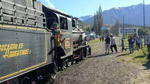 La Trochita realiza hoy una nueva salida adicional a tren completo - El  Chubut