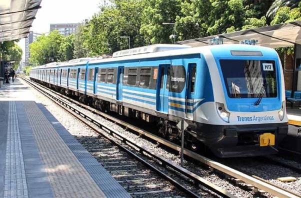 Planean estación de tren cerca del Aeropuerto de Fisherton